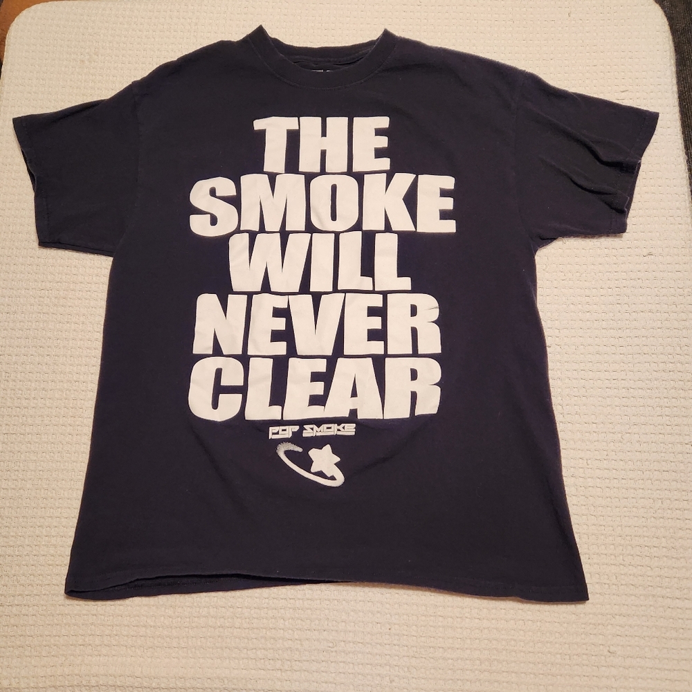 Pop Smoke vintage black printed tee shirt. The smoke will never clear. Size larg